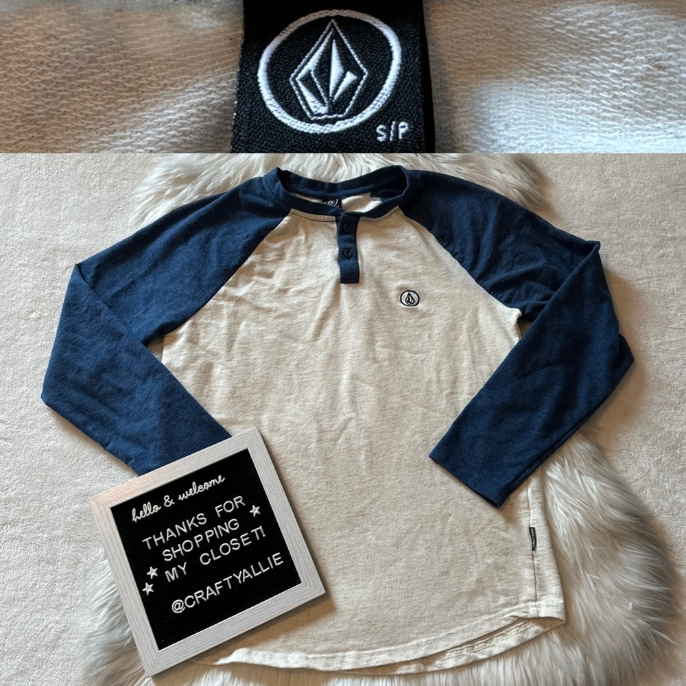 Volcom Blue and Cream Long Sleeve Henley | Men’s Small